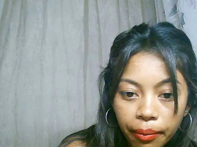 Live sex webcam photo for Nayah2 #277380726