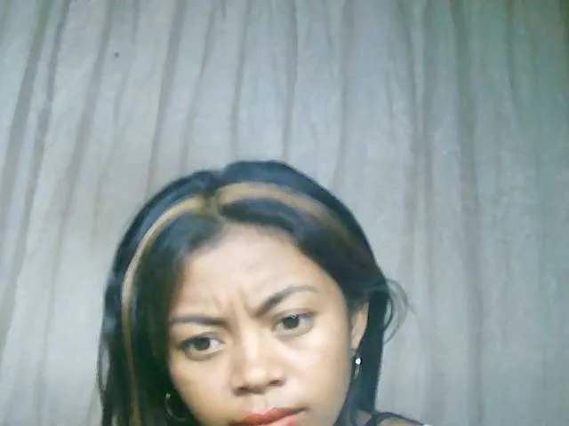 Live sex webcam photo for Nayah2 #277790599