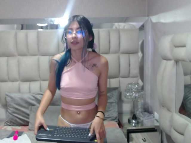 Live sex webcam photo for NayaraStone #272081632