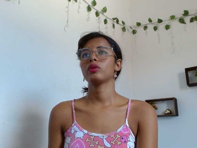 Live sex webcam photo for Nayeli29 #291839240