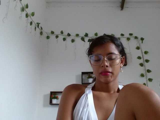 Live sex webcam photo for Nayeli29 #291846338