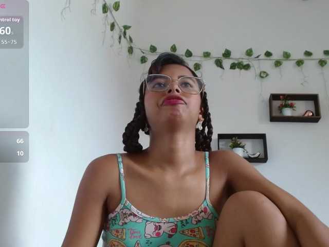 Live sex webcam photo for Nayeli29 #291853700