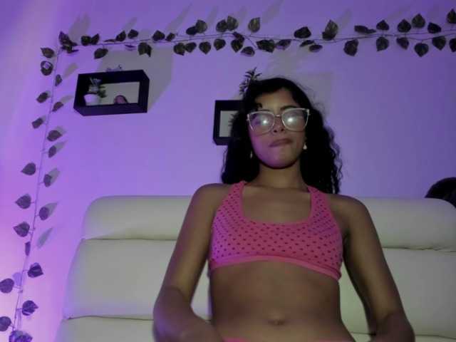 Live sex webcam photo for Nayeli29 #291860975