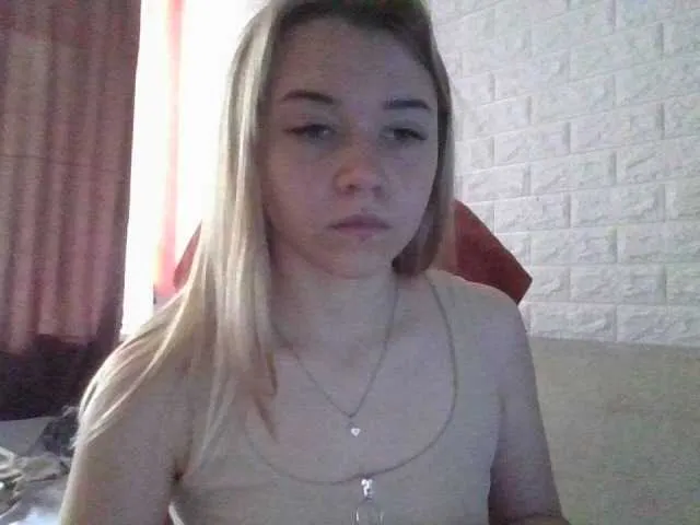 Live sex webcam photo for Nayyalickx #275531624