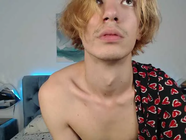 Live sex webcam photo for NeROUMI #276163275