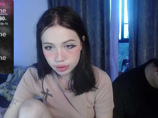 Live sex webcam photo for NeforFamily0 #289043936