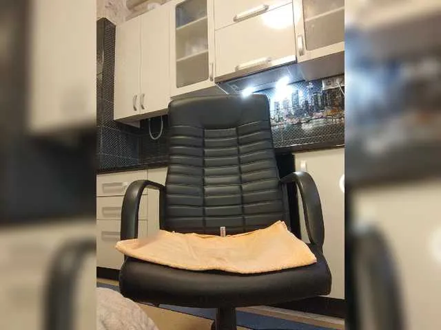 Live sex webcam photo for Nejnaja #277400900