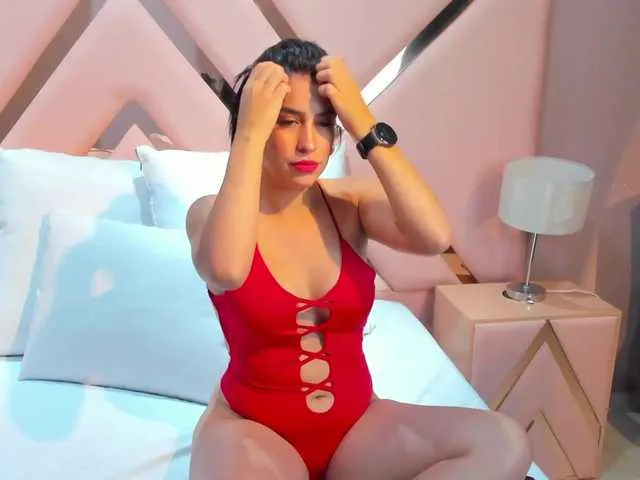 Live sex webcam photo for NekaneDee #272450018