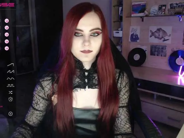 Live sex webcam photo for Nellene #275681887