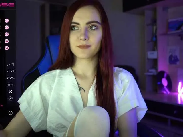Live sex webcam photo for Nellene #275843374