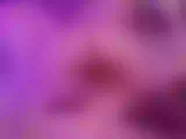 Live sex webcam photo for NellieSusan #273426099