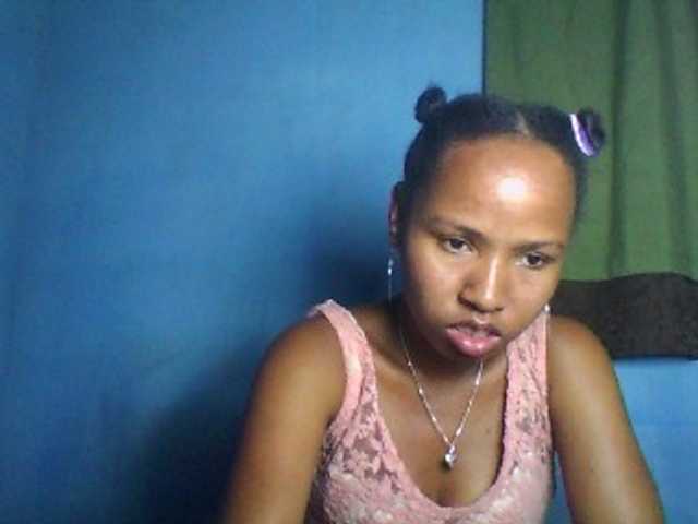 Live sex webcam photo for Nelliesexy #290339886