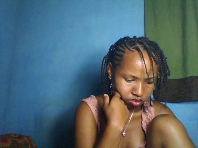 Live sex webcam photo for Nelliesexy #290343364