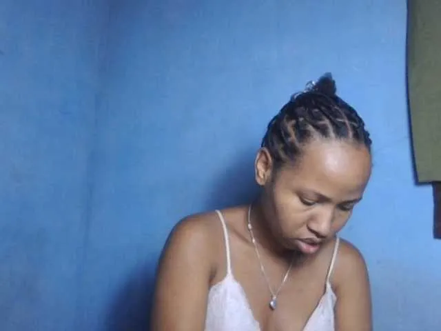Live sex webcam photo for Nelliesexy #290694246