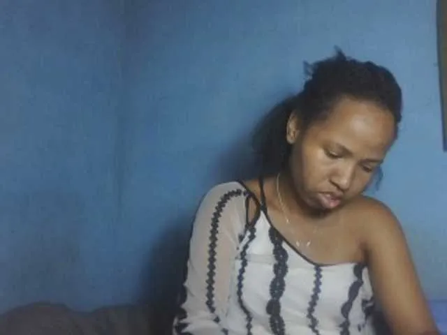 Live sex webcam photo for Nelliesexy #290723914