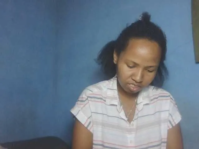 Live sex webcam photo for Nelliesexy #290733139