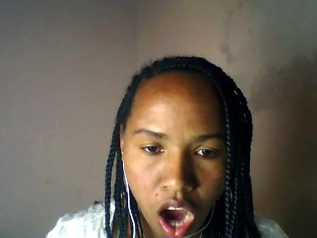 Live sex webcam photo for Nelliesexy #291245264