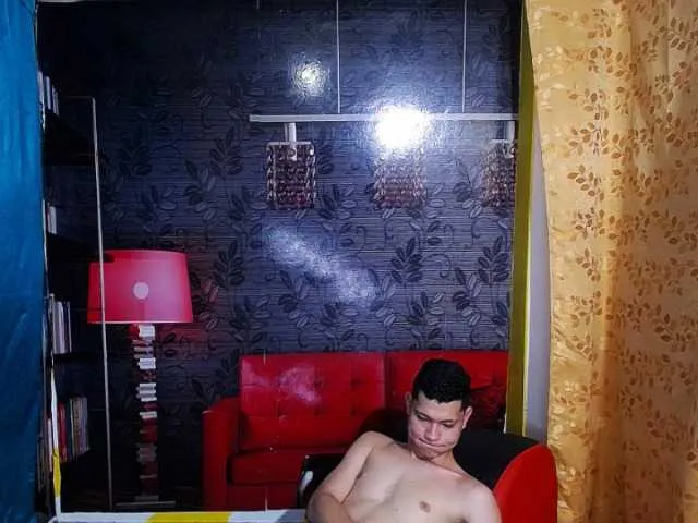 Live sex webcam photo for NelsomCampo #273702186