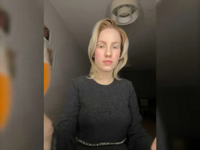 Live sex webcam photo for Nensy-nensy #277497612