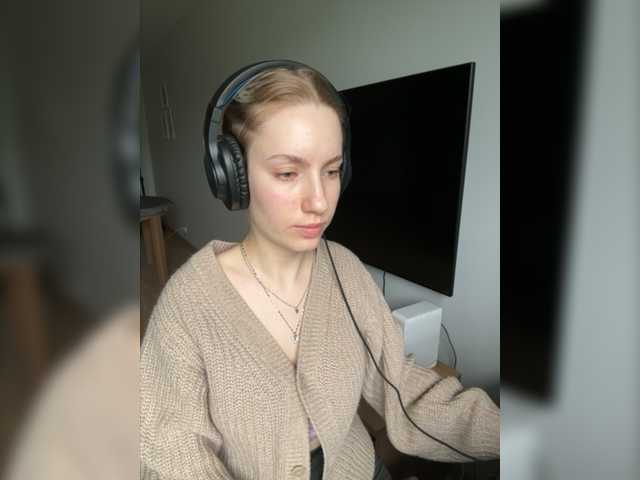 Live sex webcam photo for Nensy-nensy #277521646