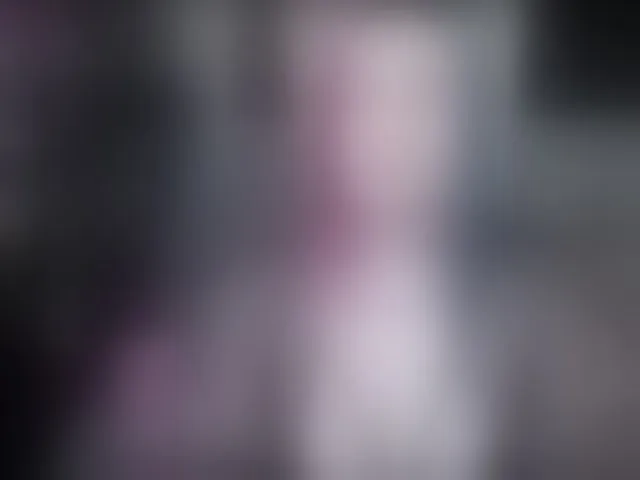 Live sex webcam photo for Neon-Baddie #293623515