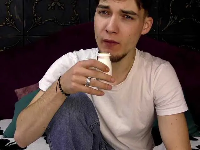 Live sex webcam photo for NeroKnox #290704152