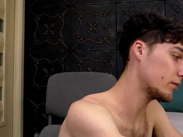 Live sex webcam photo for NeroKnox #290966396
