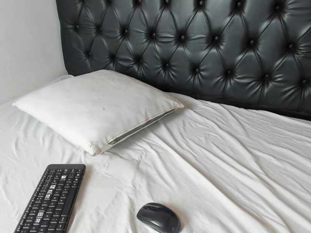 Live sex webcam photo for Nery-margunez #289966067