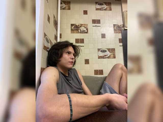 Live sex webcam photo for Nessie-Ray #277394784