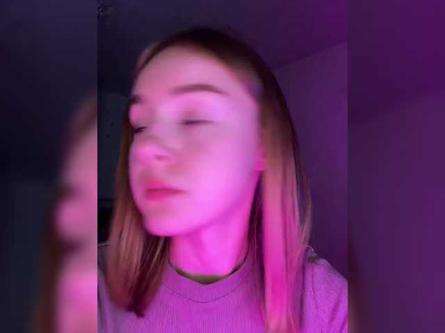 Live sex webcam photo for Nestyzz #278276507