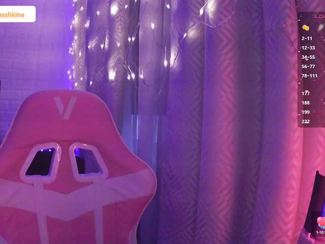 Live sex webcam photo for Nestyzz #290464497