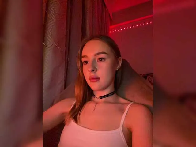 Live sex webcam photo for Nestyzz #290728681