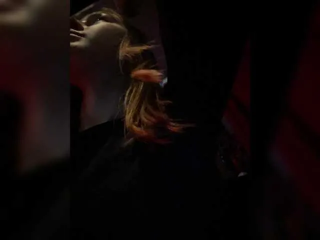 Live sex webcam photo for Nestyzz #290733995