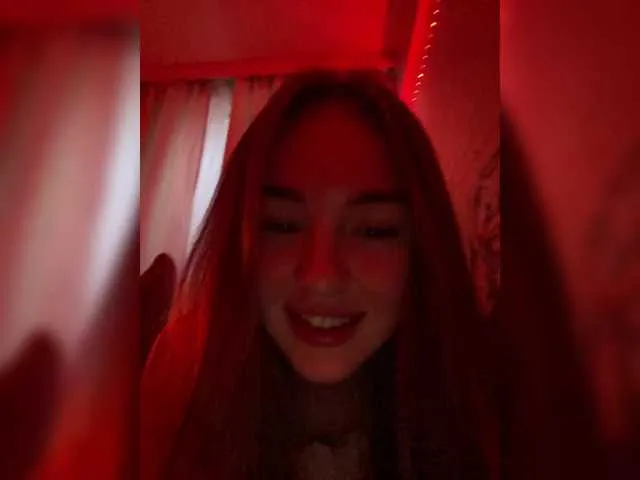 Live sex webcam photo for Nestyzz #290763691