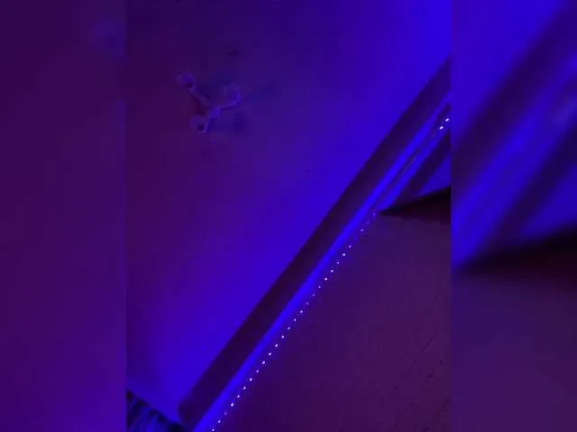 Live sex webcam photo for Nestyzz #290769425