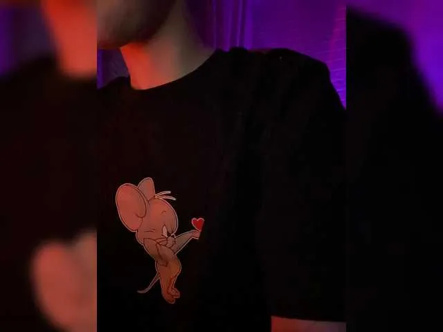 Live sex webcam photo for Nestyzz #291048258