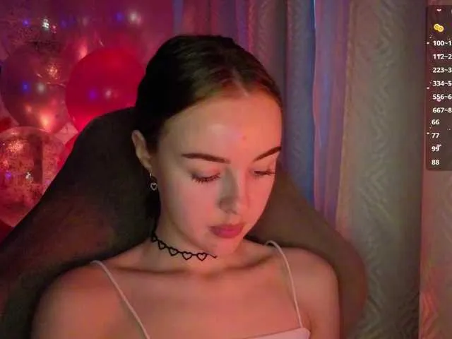 Live sex webcam photo for Nestyzz #291175376