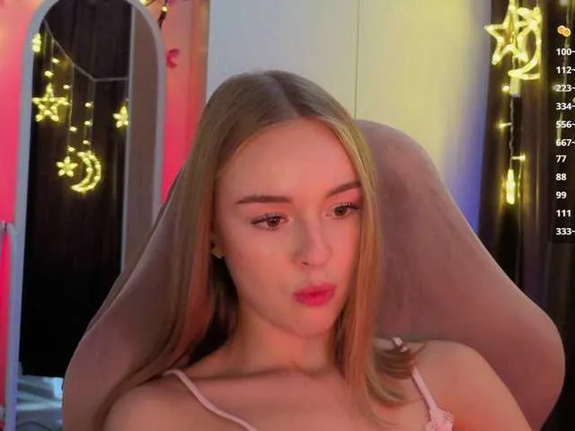 Live sex webcam photo for Nestyzz #291836809