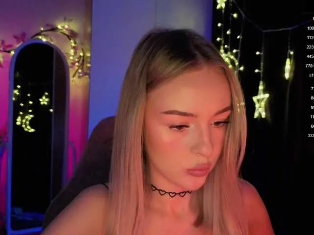 Live sex webcam photo for Nestyzz #292025812