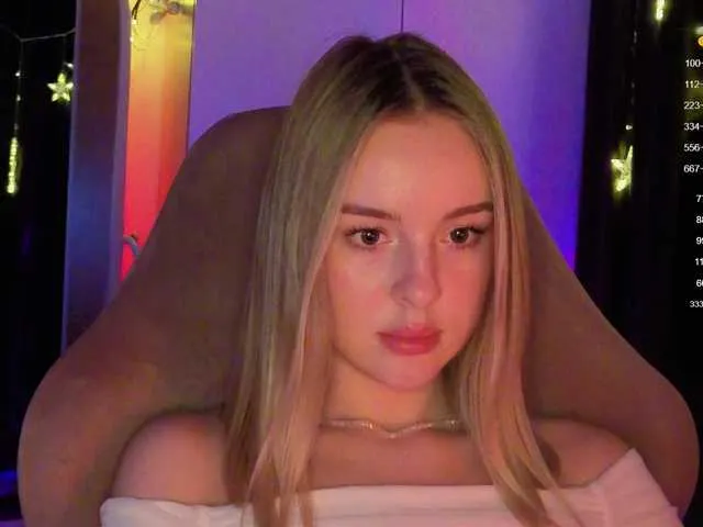 Live sex webcam photo for Nestyzz #292173632