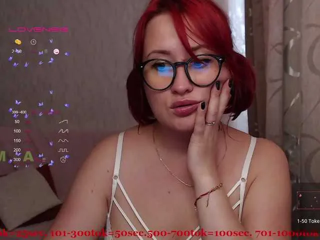 Live sex webcam photo for NewAnna #274460272