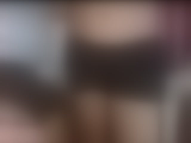 Live sex webcam photo for Newshantal #294112511