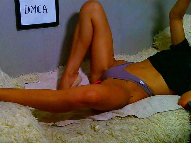 Live sex webcam photo for Nezabudka-69 #274396203