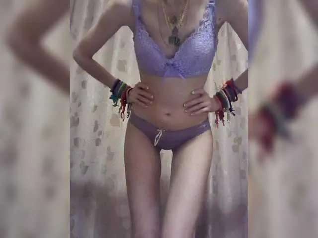 Live sex webcam photo for Nezabudka #292366265