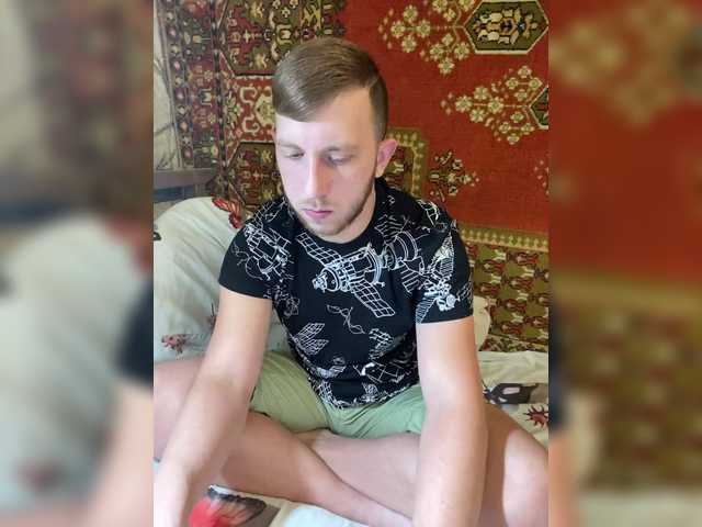 Live sex webcam photo for Nezlyubin6969 #292121558