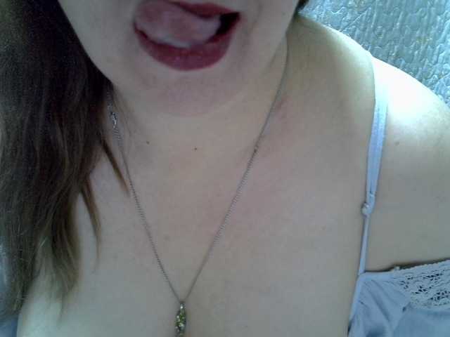 Live sex webcam photo for Neznakomka44 #290242464