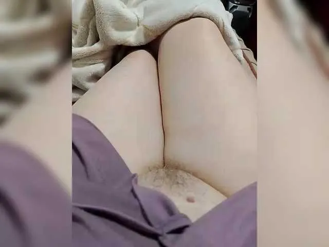 Live sex webcam photo for Neznakomka44 #292232480