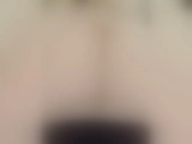 Live sex webcam photo for Neznakomka44 #294056438