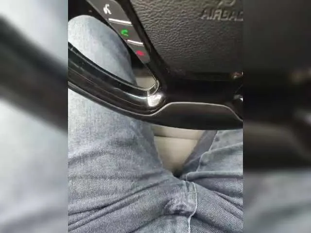 Live sex webcam photo for Neznakomvam #290832804