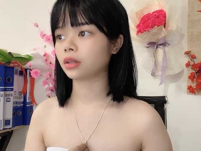 Live sex webcam photo for NgocBich2k #277553229